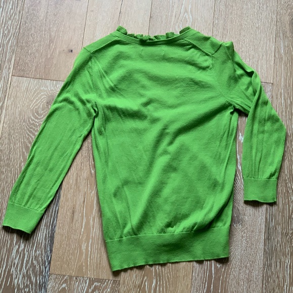 Cardigan V Neck + Ruffle Detail XS Buttons - Picture 4 of 6